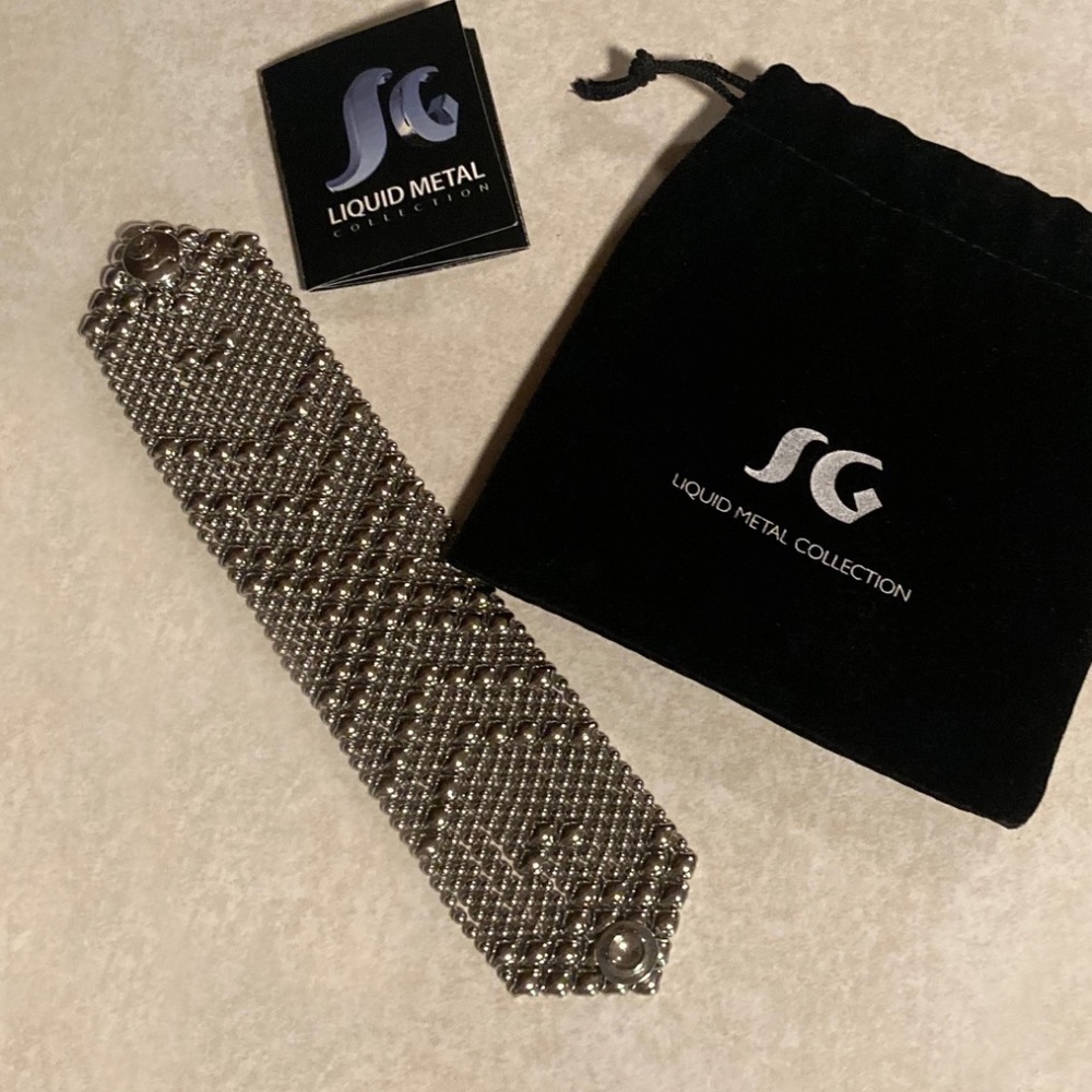 SG Liquid Silver Bracelet